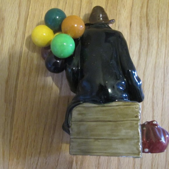 Royal Doulton Figurine "The Balloon Man" - Picture 2 of 3